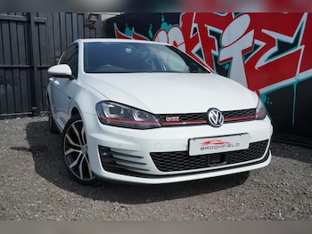 Used Volkswagen Golf 2015 for sale - 78144160: Photo