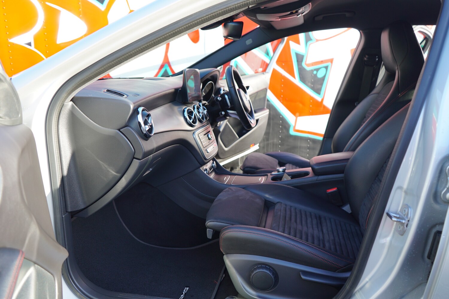 Used Mercedes-Benz GLA 2018 for sale - 77341080: Photo 78