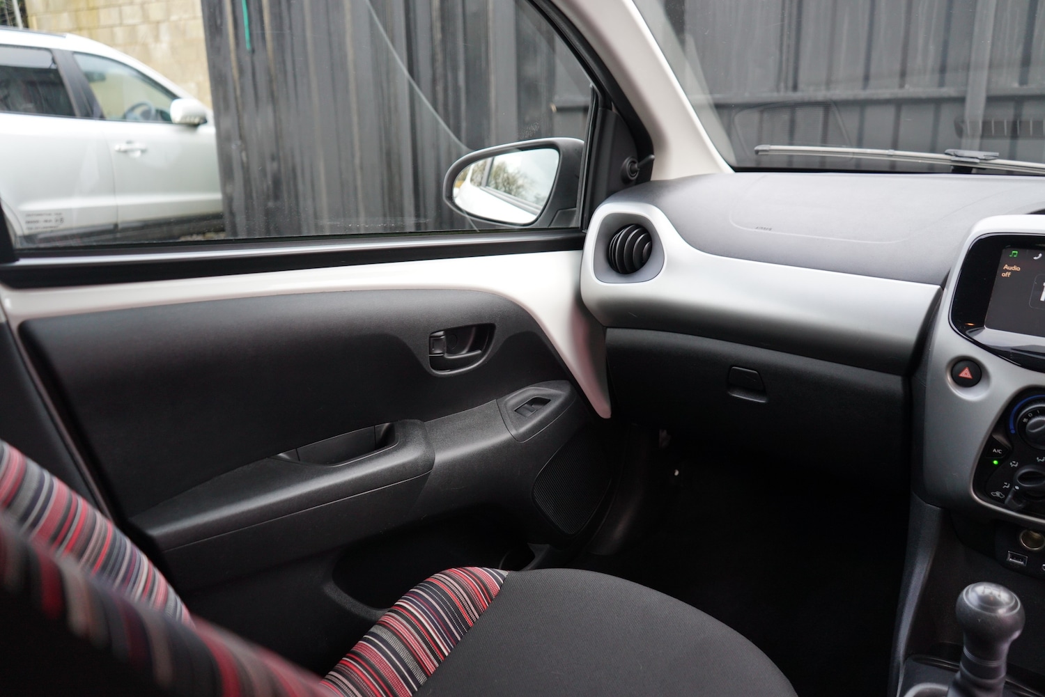 Used Citroen C1 2015 for sale - 76830842: Photo 54