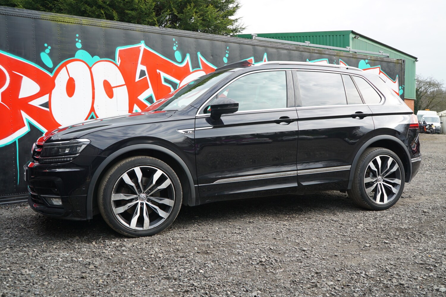 Used Volkswagen Tiguan 2017 for sale - 77764248: Photo 10