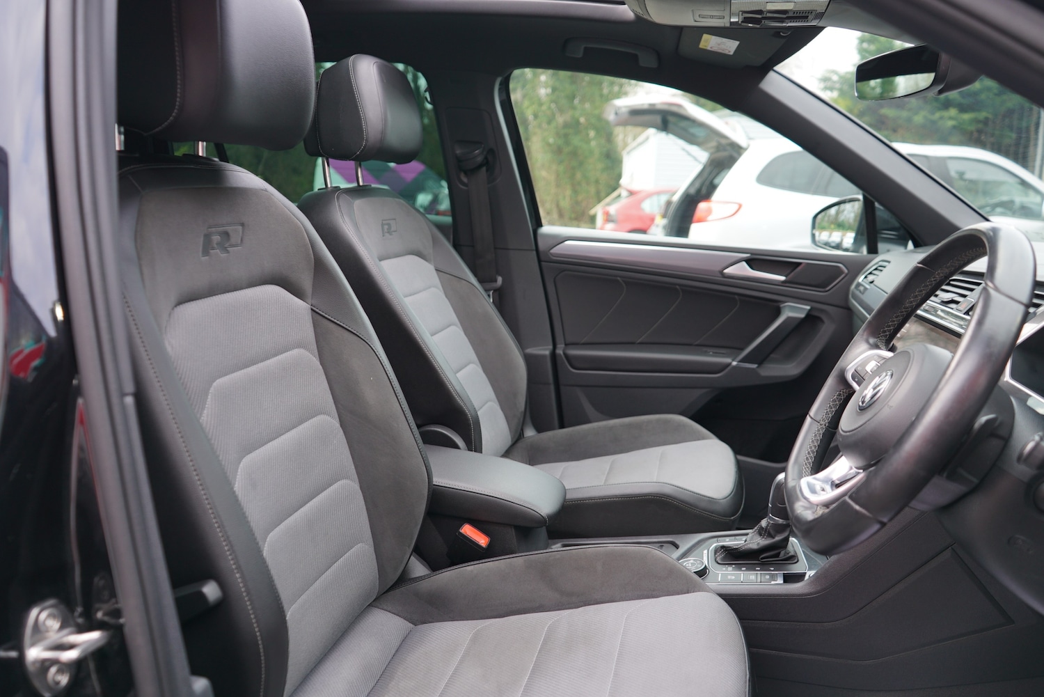 Used Volkswagen Tiguan 2017 for sale - 77764248: Photo 43