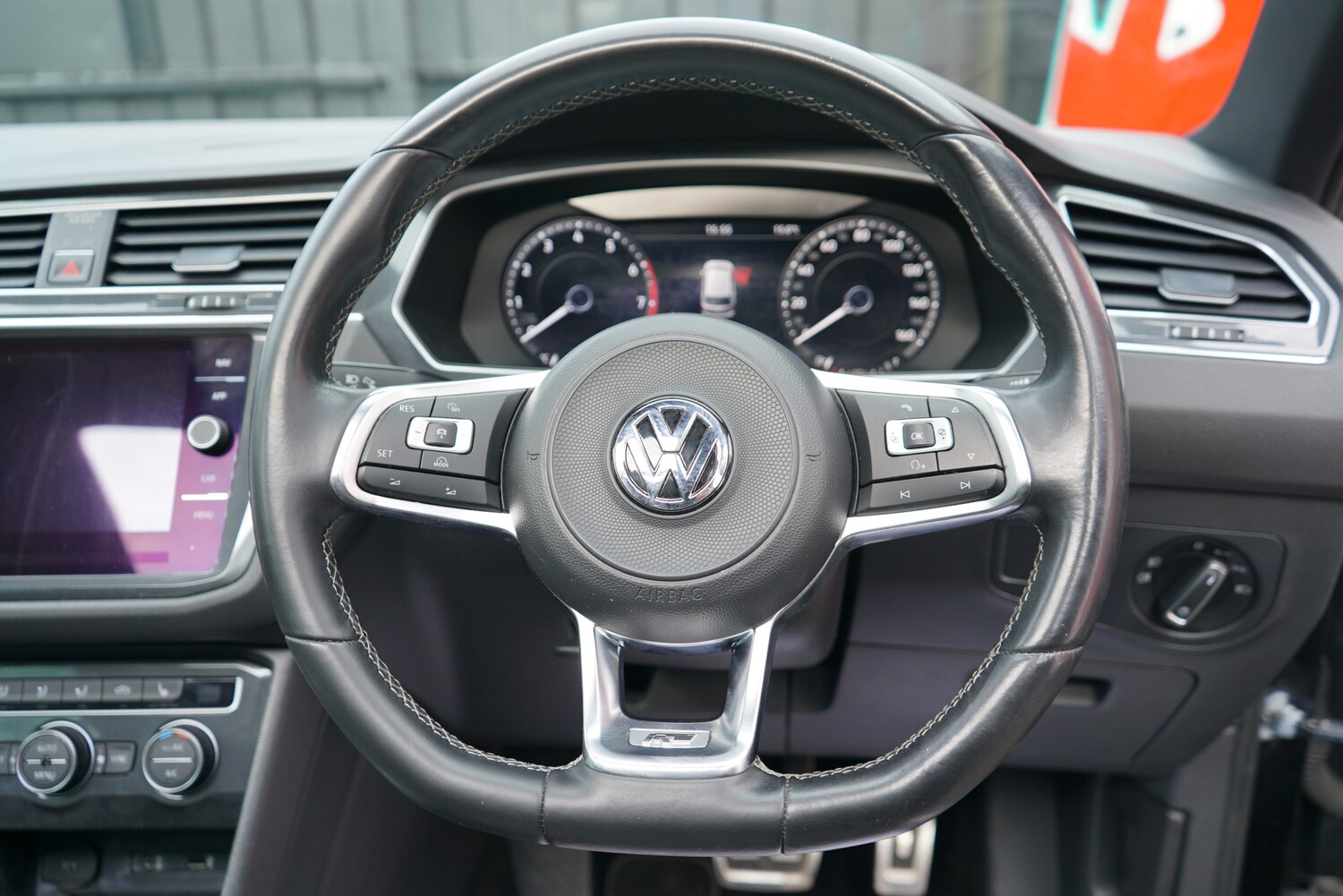 Used Volkswagen Tiguan 2017 for sale - 77764248: Photo 46