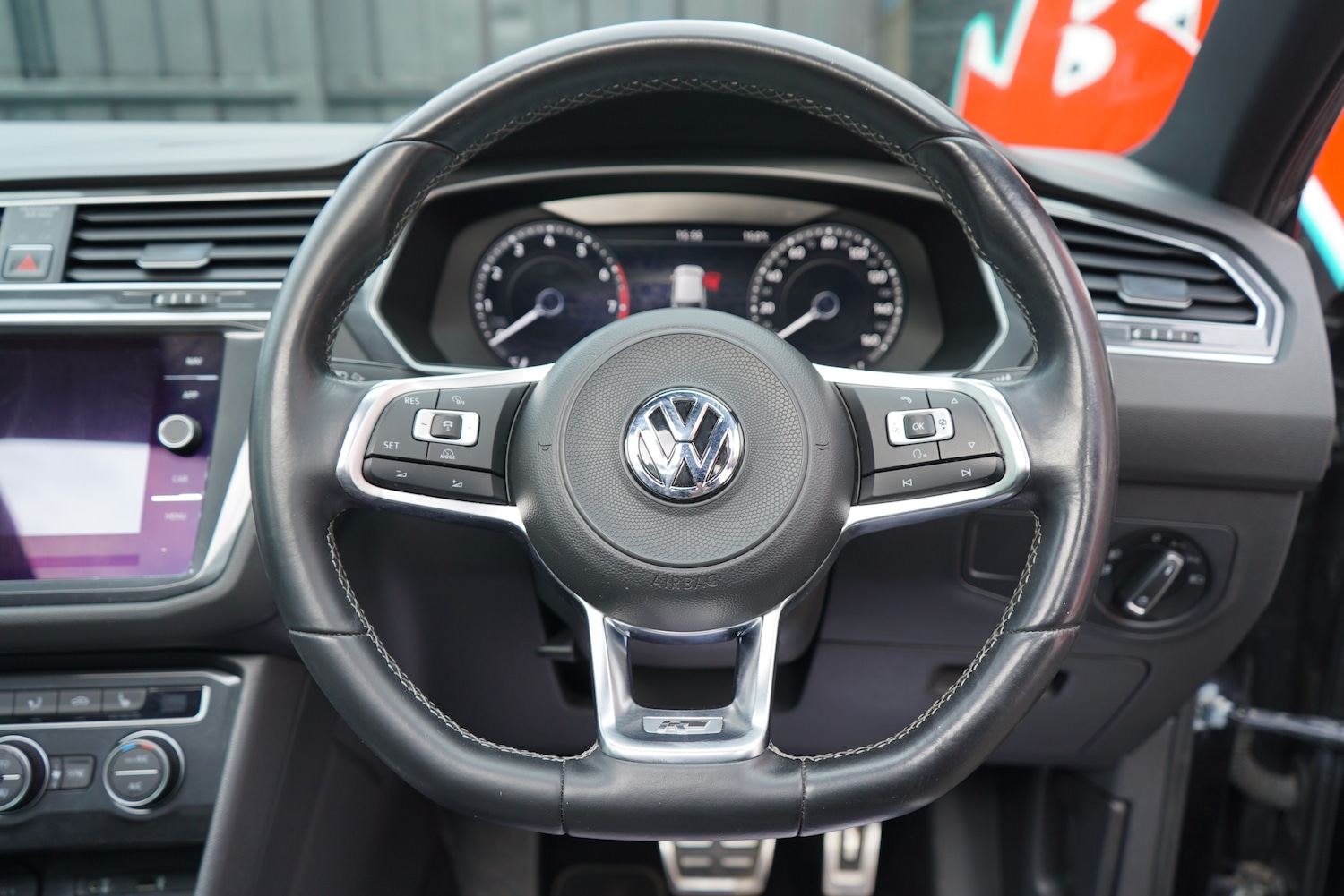 Used Volkswagen Tiguan 2017 for sale - 77764248: Photo 47