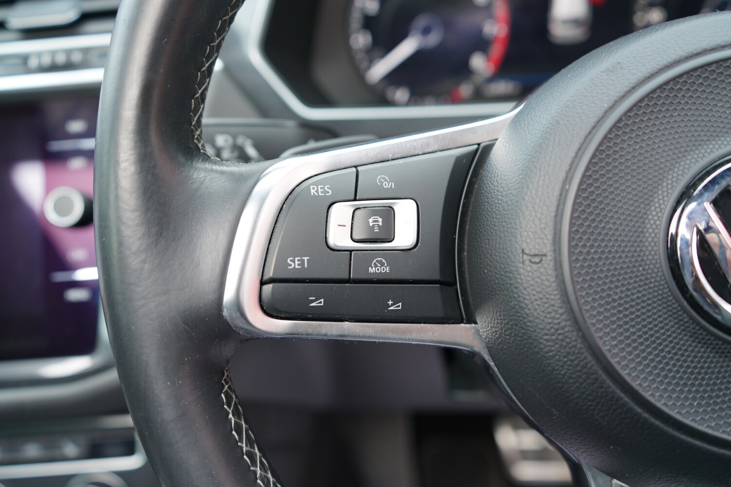 Used Volkswagen Tiguan 2017 for sale - 77764248: Photo 50