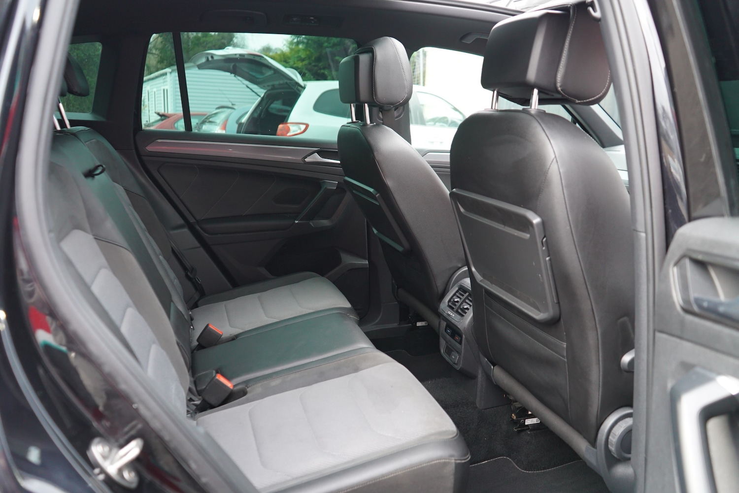 Used Volkswagen Tiguan 2017 for sale - 77764248: Photo 60