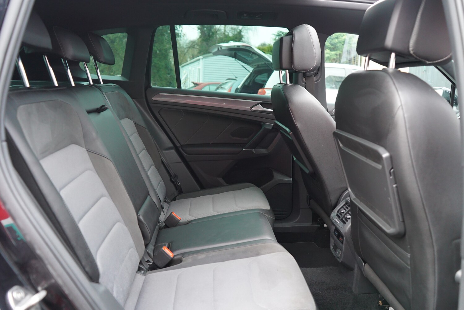 Used Volkswagen Tiguan 2017 for sale - 77764248: Photo 61