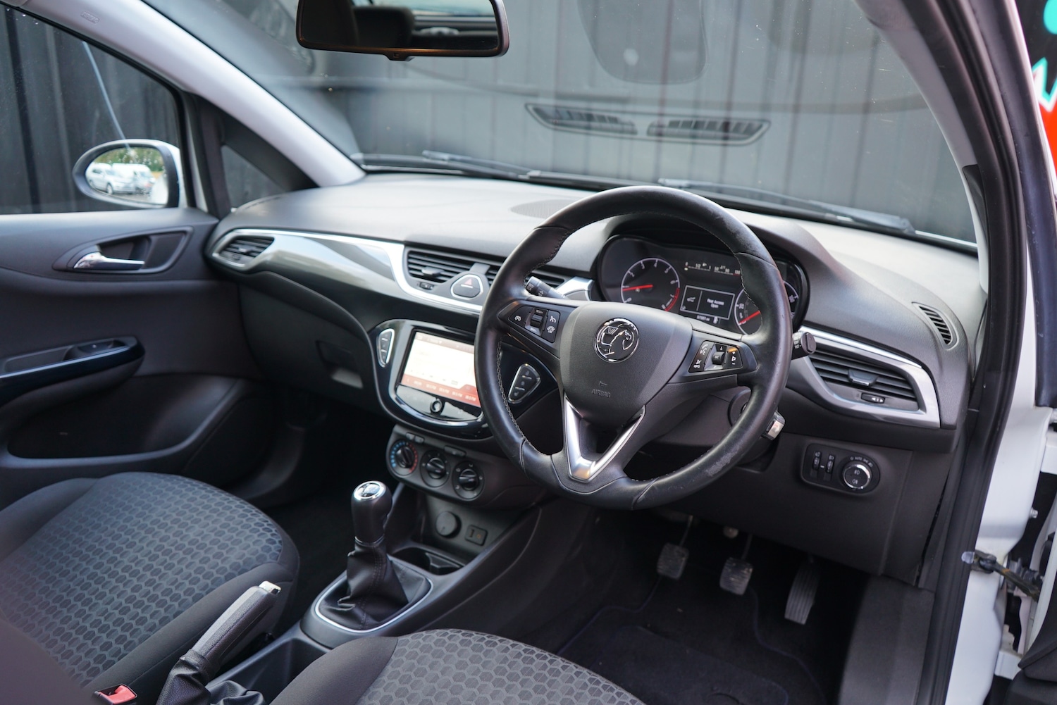 Used Vauxhall Corsa 2015 for sale - 76374617: Photo 35