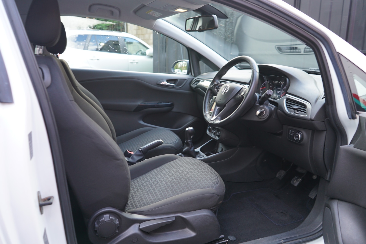 Used Vauxhall Corsa 2015 for sale - 76374617: Photo 37