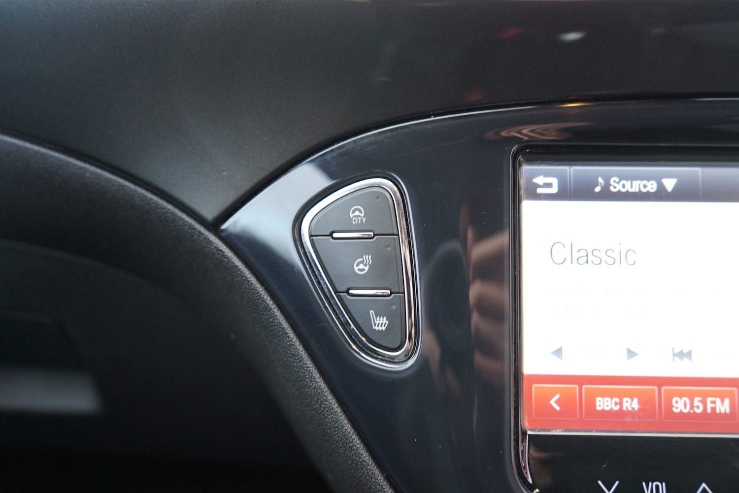 Used Vauxhall Corsa 2015 for sale - 76374617: Photo 46