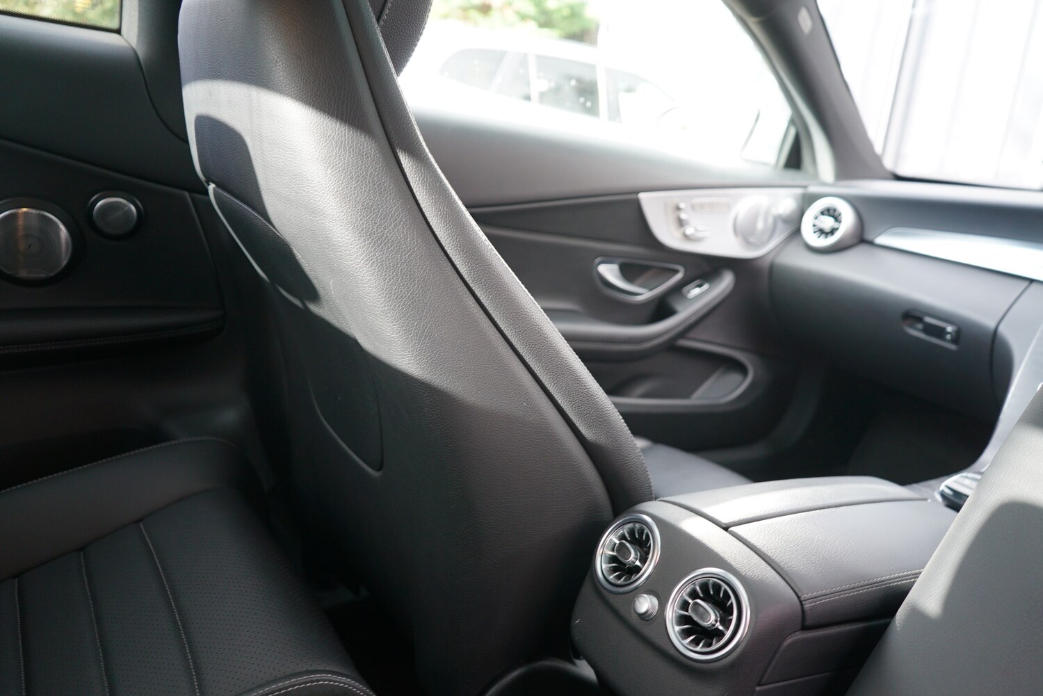 Used Mercedes-Benz C Class 2016 for sale - 76341018: Photo 54