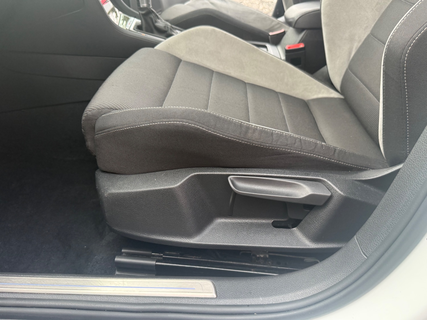 Used Volkswagen Golf 2015 for sale - 77226164: Photo 76