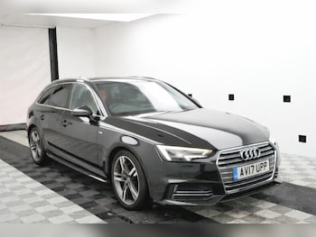 Used Audi A4 Avant 2017 for sale - 76905205: Photo