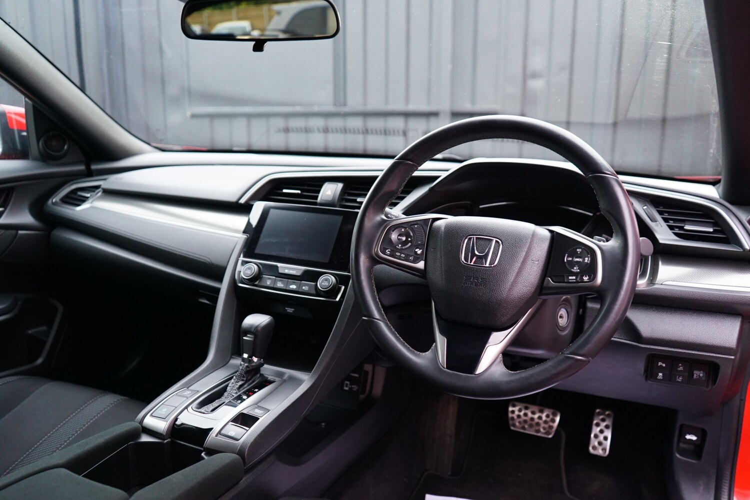 Used Honda Civic 2017 for sale - 77421231: Photo 56