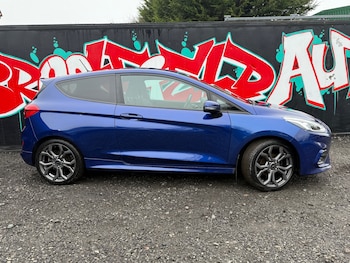 Used Ford Fiesta 2018 for sale - 77045779: Photo