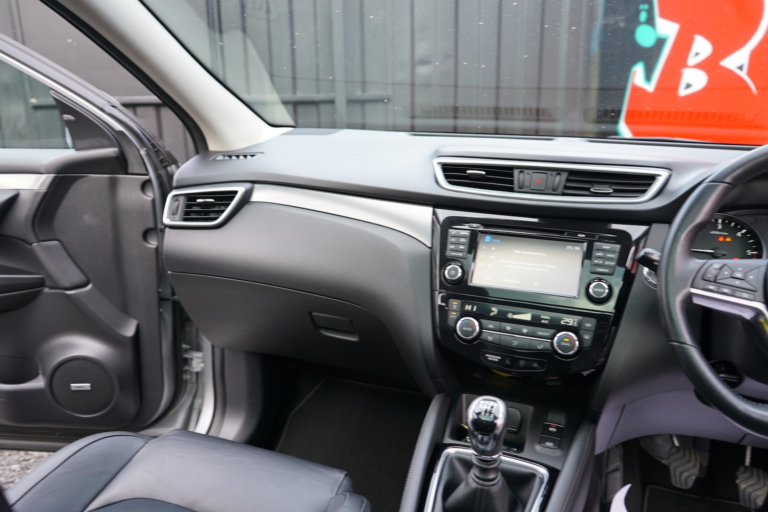 Used Nissan Qashqai 2017 for sale - 75231322: Photo 64