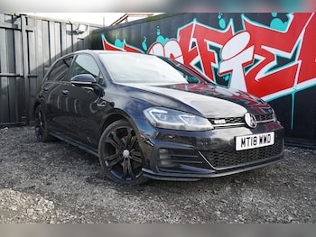 Used Volkswagen Golf 2018 for sale - 77654124: Photo