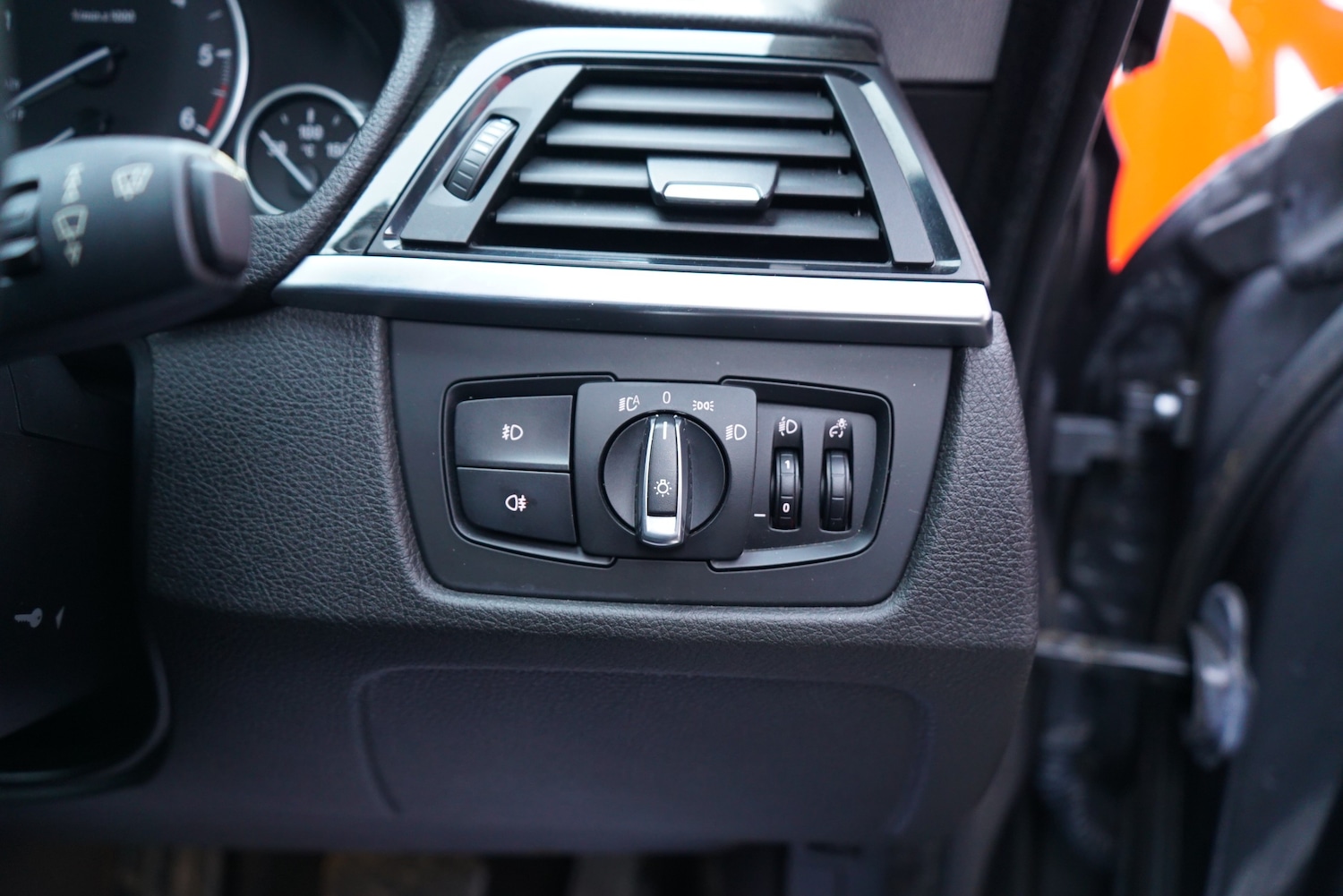 Used BMW 3 Series 2015 for sale - 77341073: Photo 45