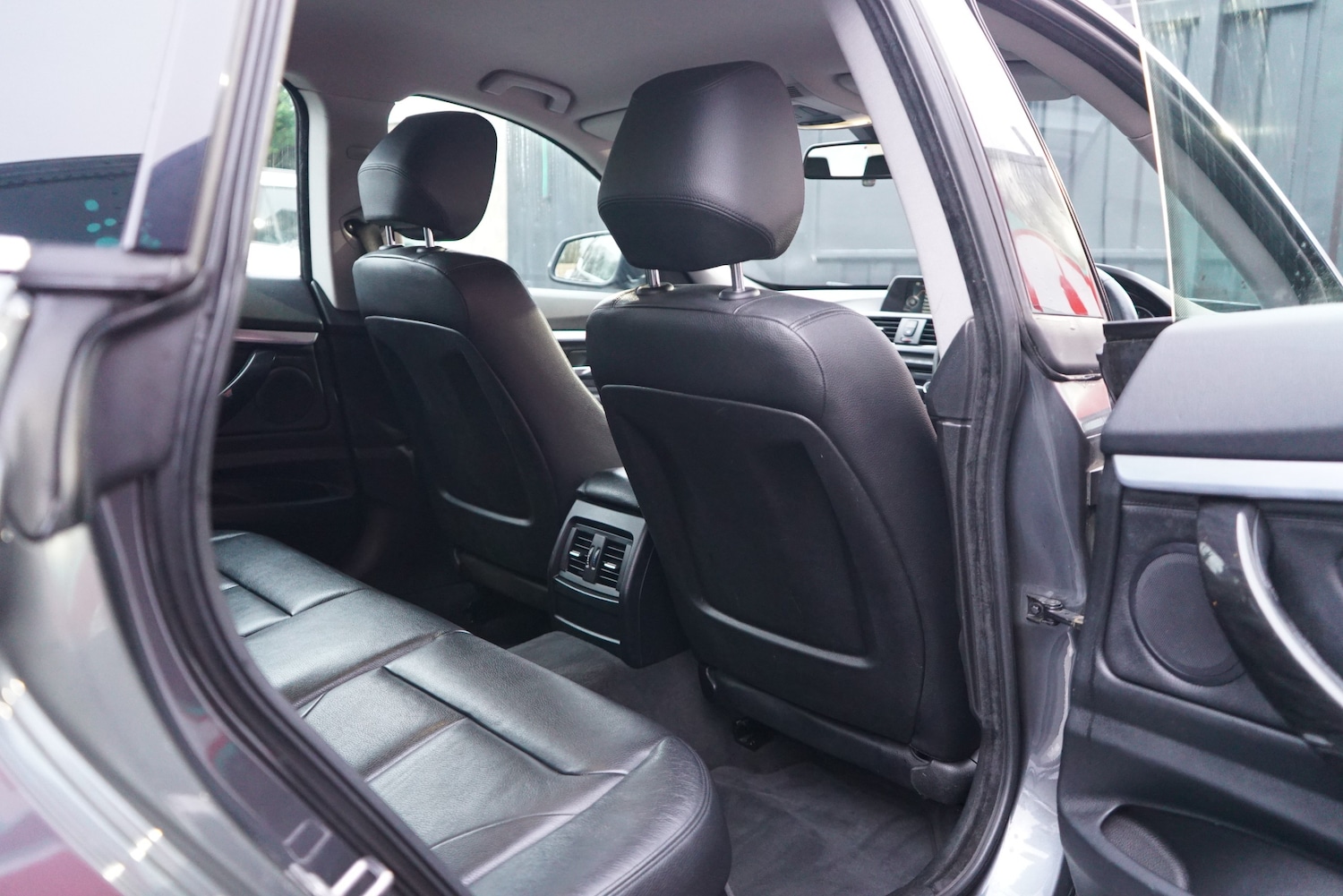 Used BMW 3 Series 2015 for sale - 77341073: Photo 56