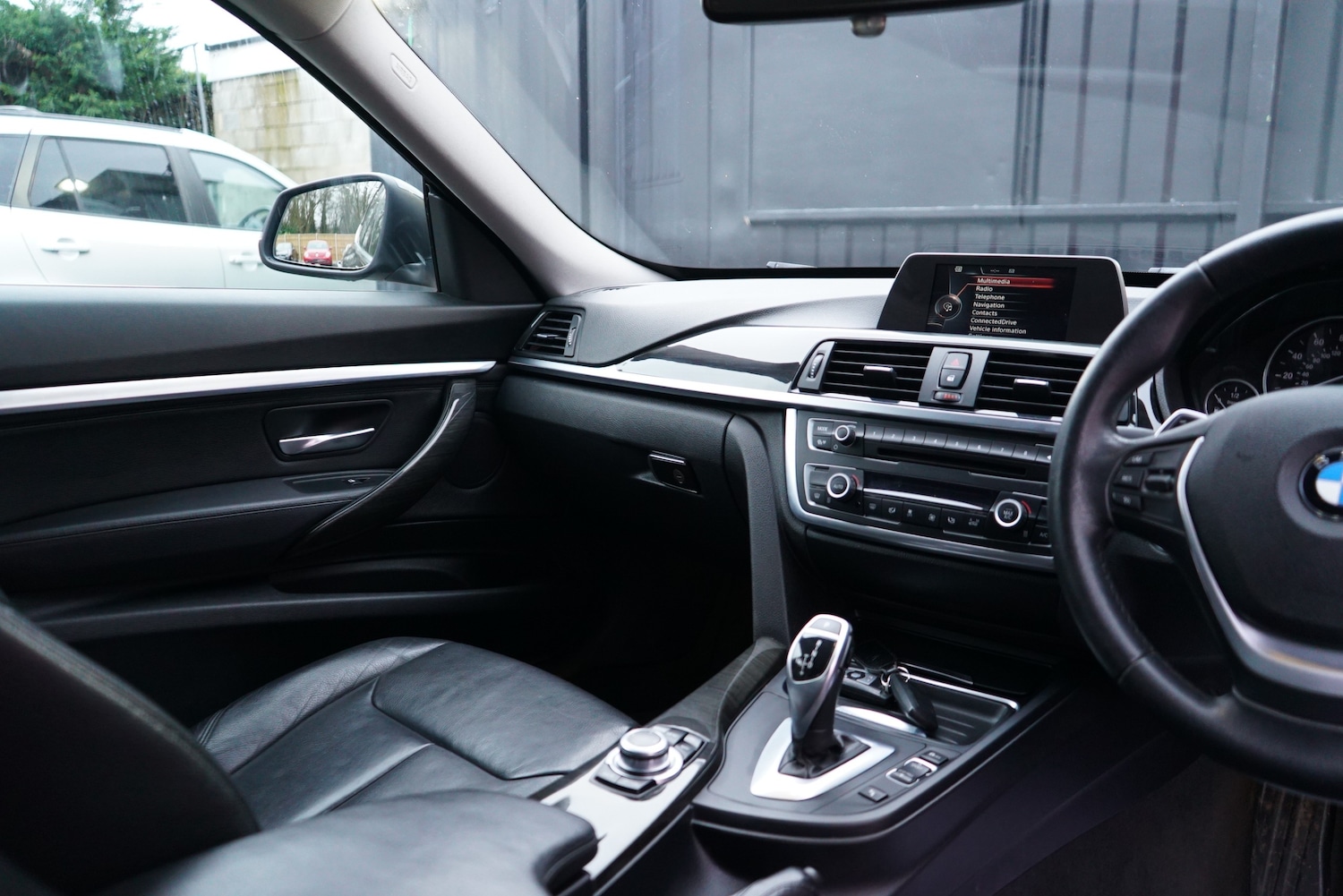 Used BMW 3 Series 2015 for sale - 77341073: Photo 61