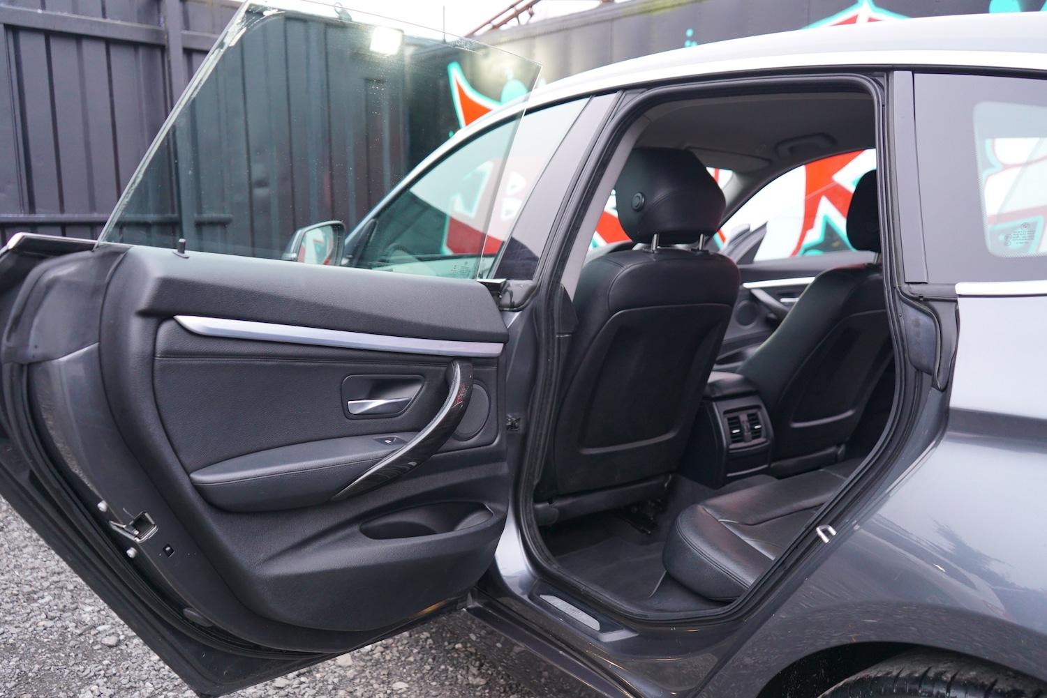 Used BMW 3 Series 2015 for sale - 77341073: Photo 64