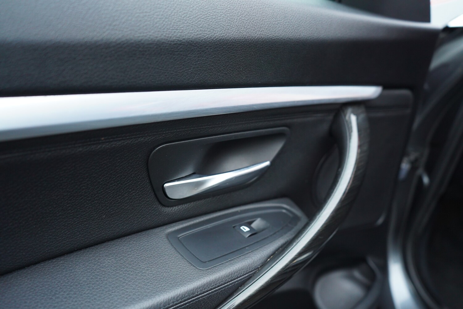 Used BMW 3 Series 2015 for sale - 77341073: Photo 77