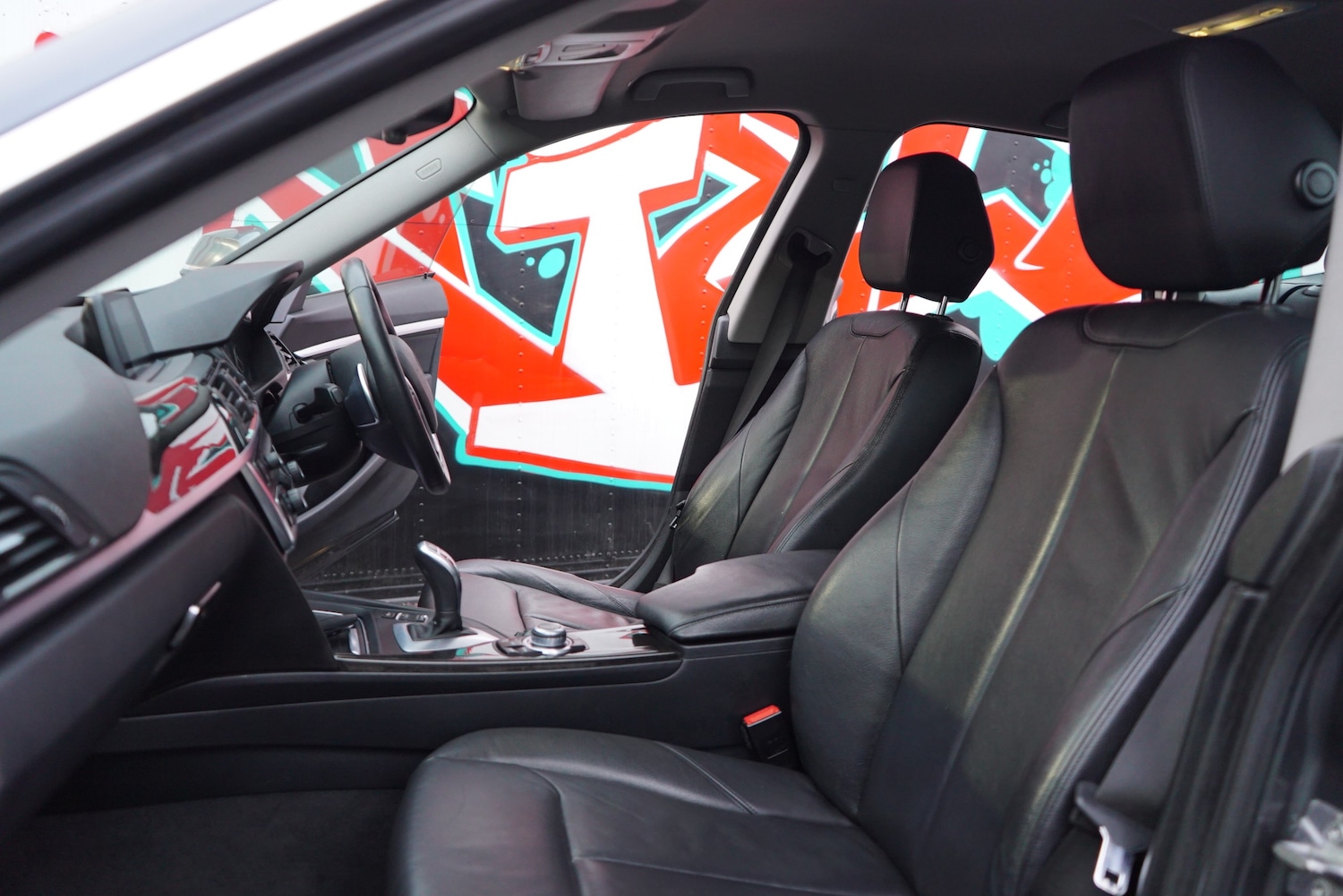 Used BMW 3 Series 2015 for sale - 77341073: Photo 81