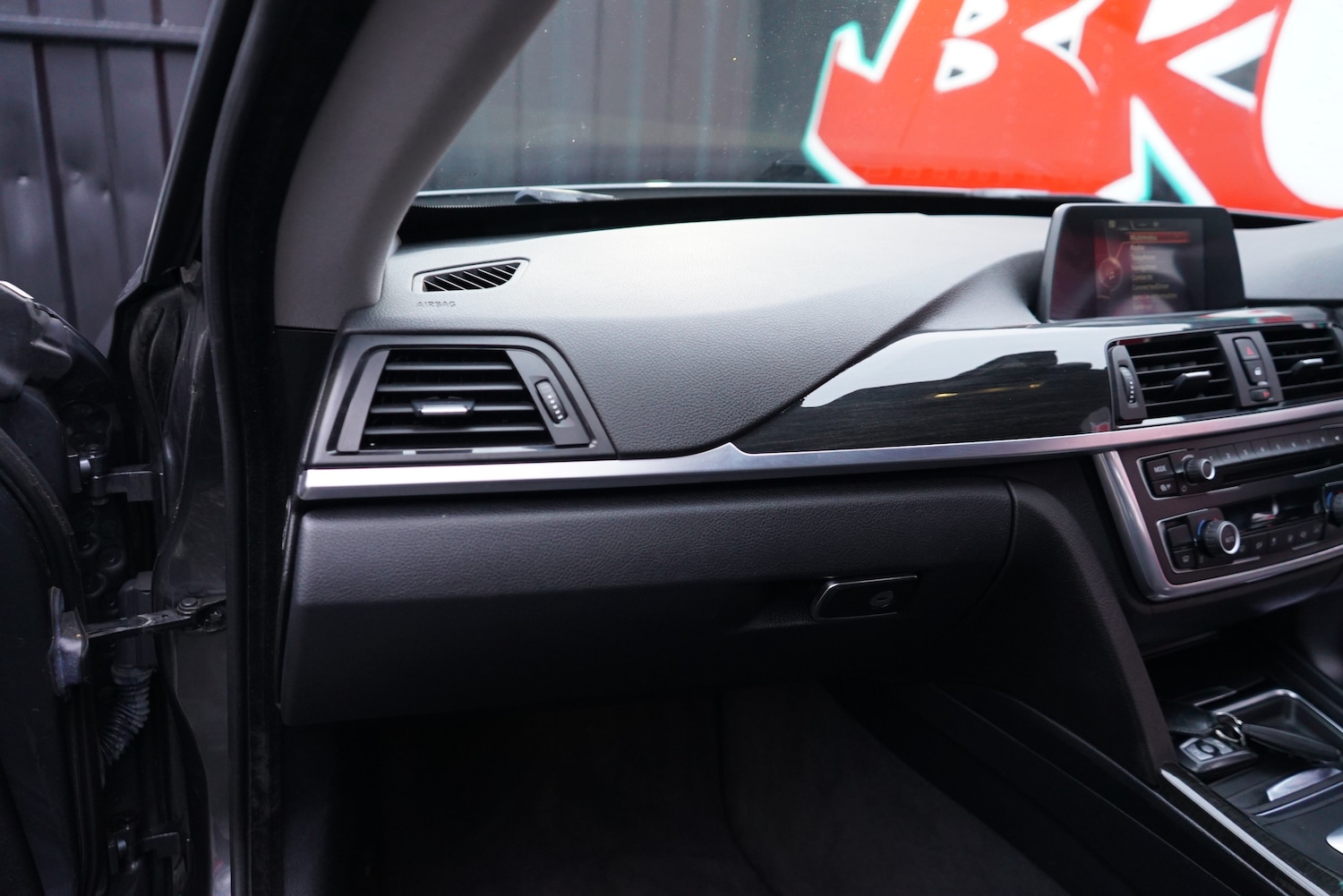 Used BMW 3 Series 2015 for sale - 77341073: Photo 87