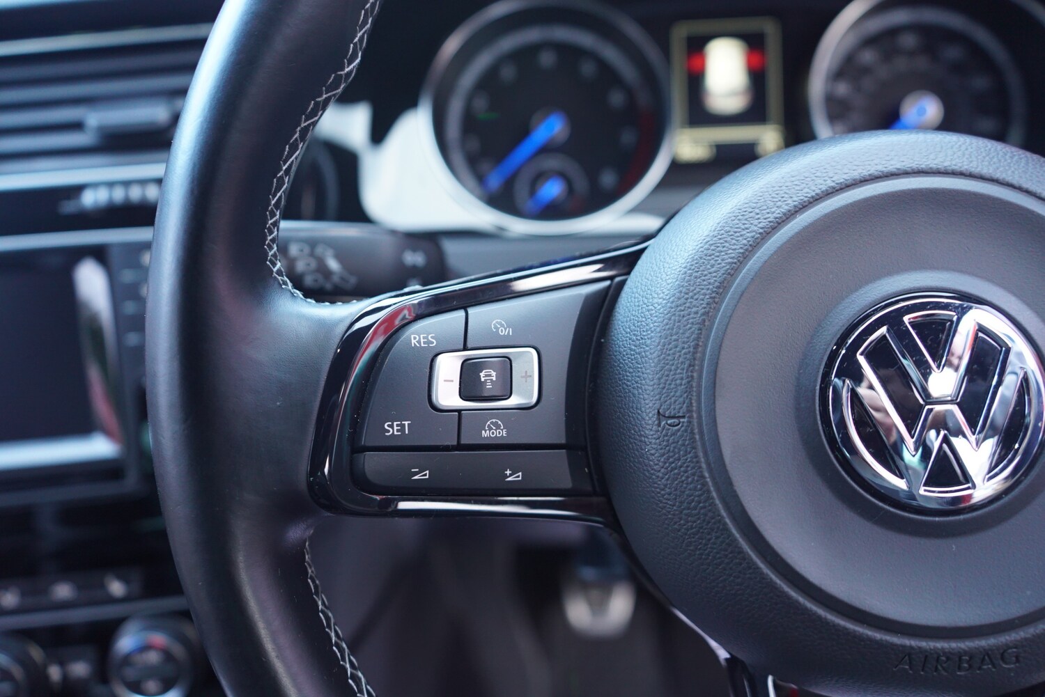 Used Volkswagen Golf 2015 for sale - 76416558: Photo 52