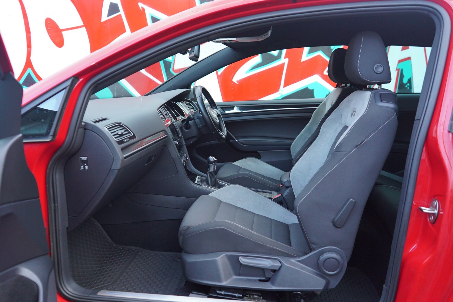 Used Volkswagen Golf 2015 for sale - 76416558: Photo 65