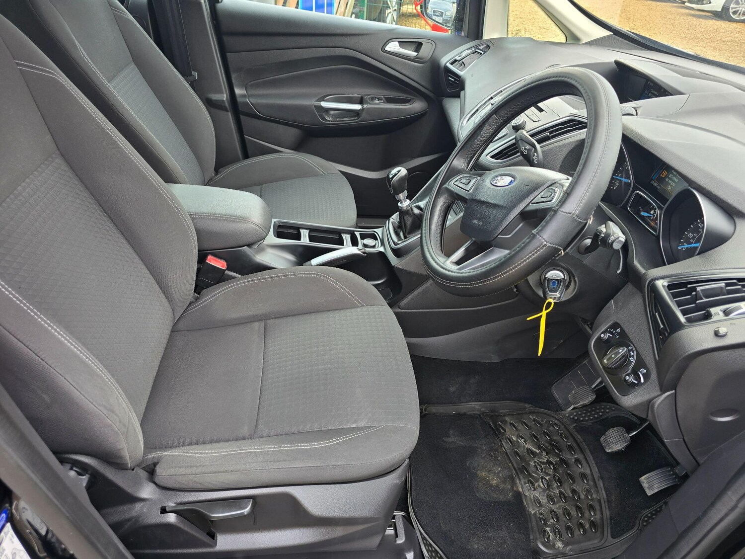 Used Ford C-Max 2015 for sale - 76703699: Photo 10