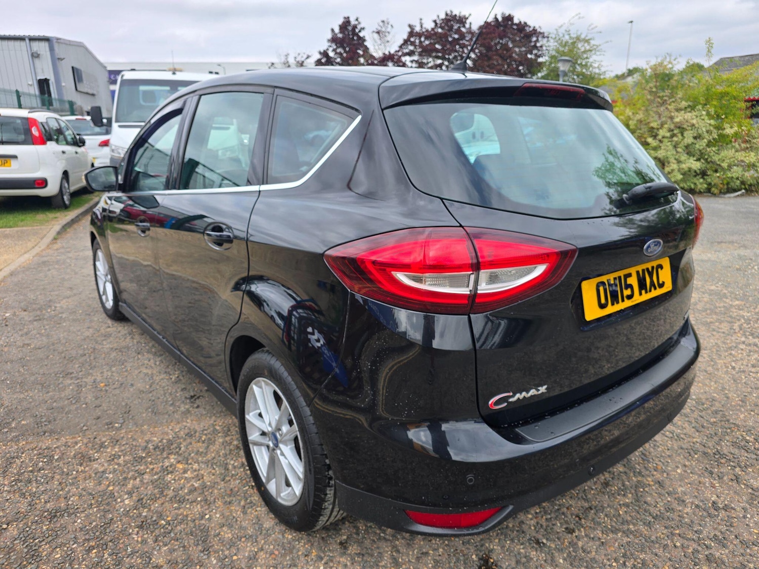 Used Ford C-Max 2015 for sale - 76703699: Photo 5