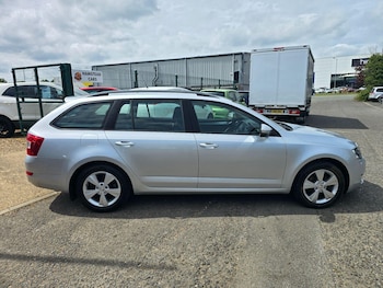 Used Skoda Octavia 2015 for sale - 78662502: Photo
