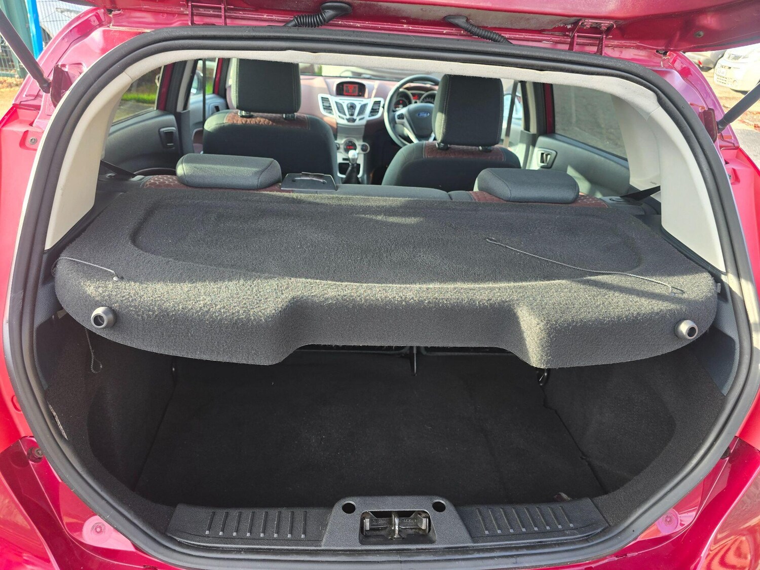 Used Ford Fiesta 2011 for sale - 76703660: Photo 14