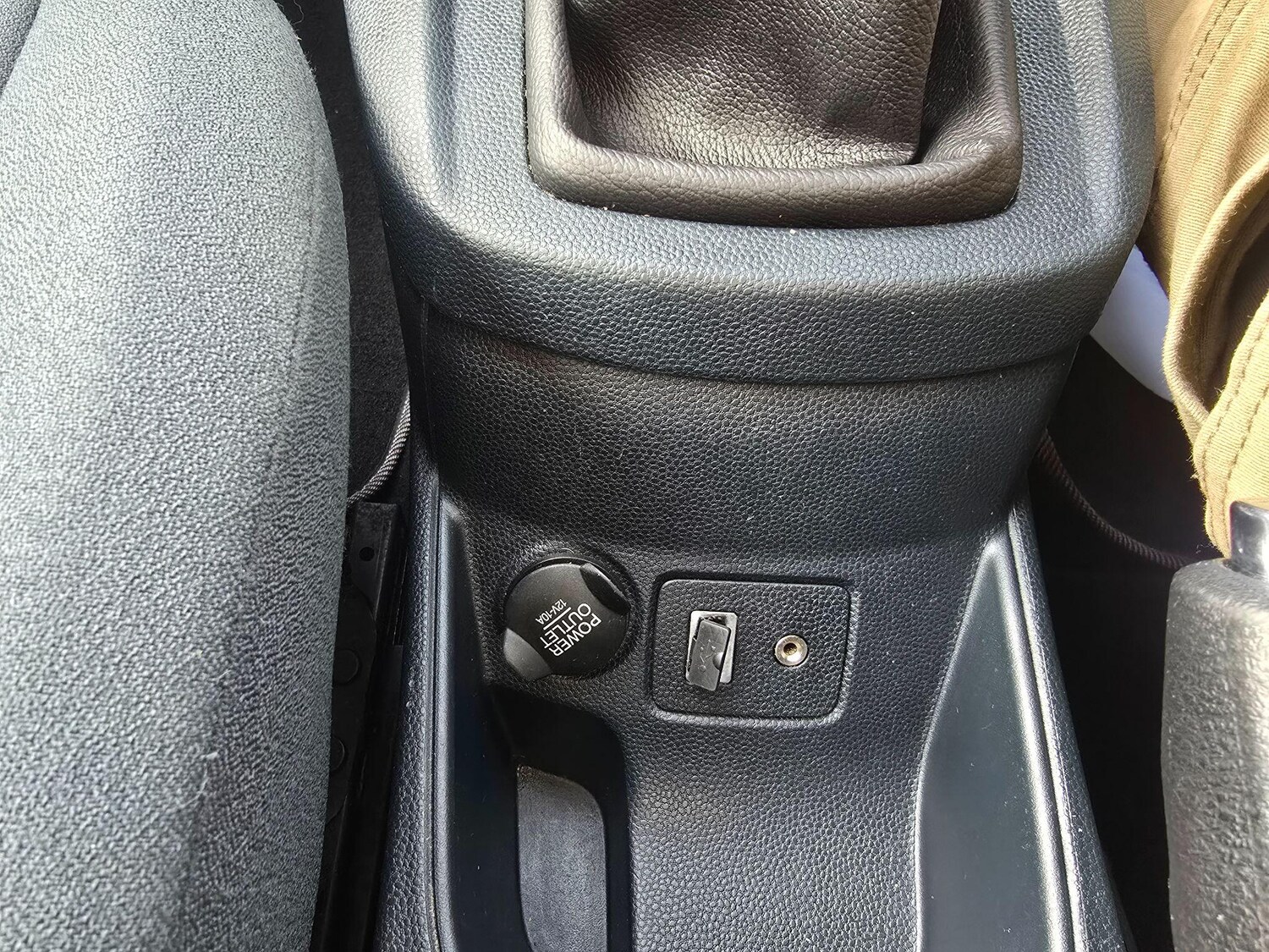 Used Ford Fiesta 2011 for sale - 76703660: Photo 18