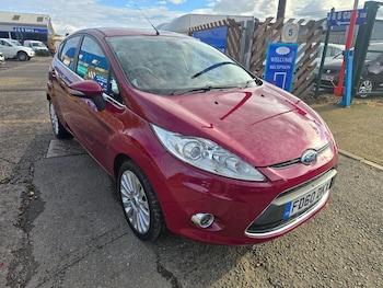 Used Ford Fiesta 2011 for sale - 76703660: Photo