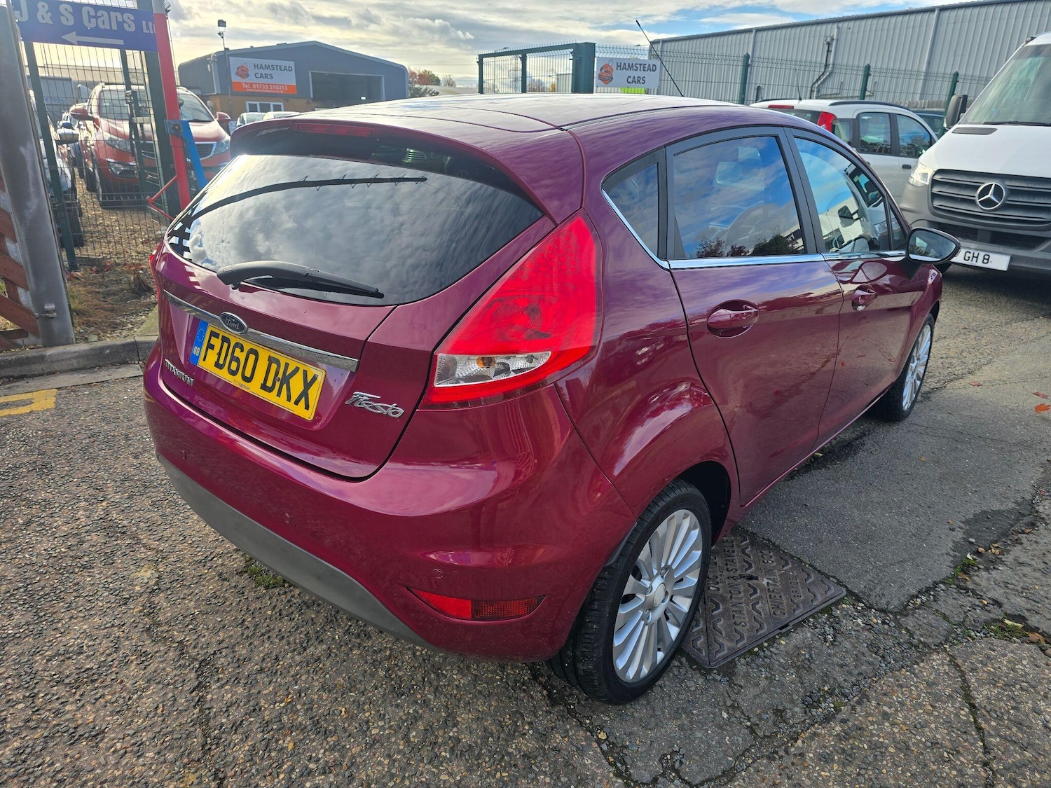 Used Ford Fiesta 2011 for sale - 76703660: Photo 4