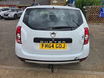 Used Dacia Duster 2015 for sale - 79388751: Photo