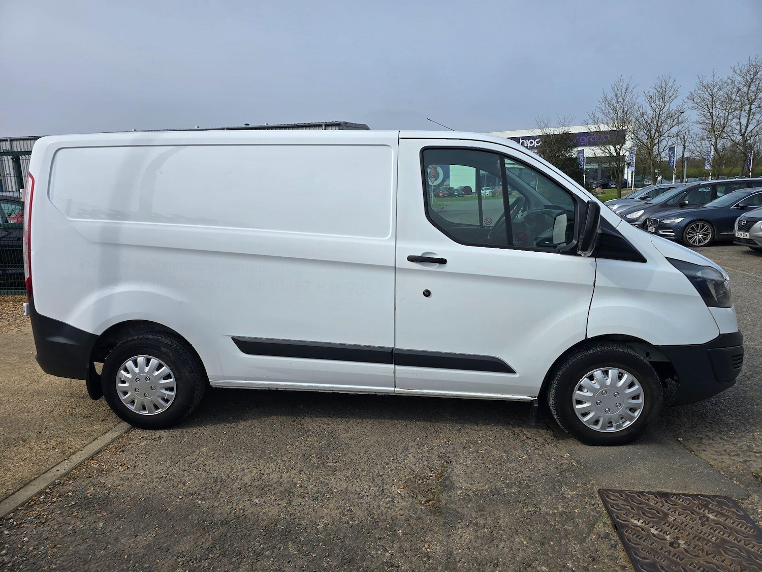 Used Ford Transit Custom 2015 for sale - 77970649: Photo 2