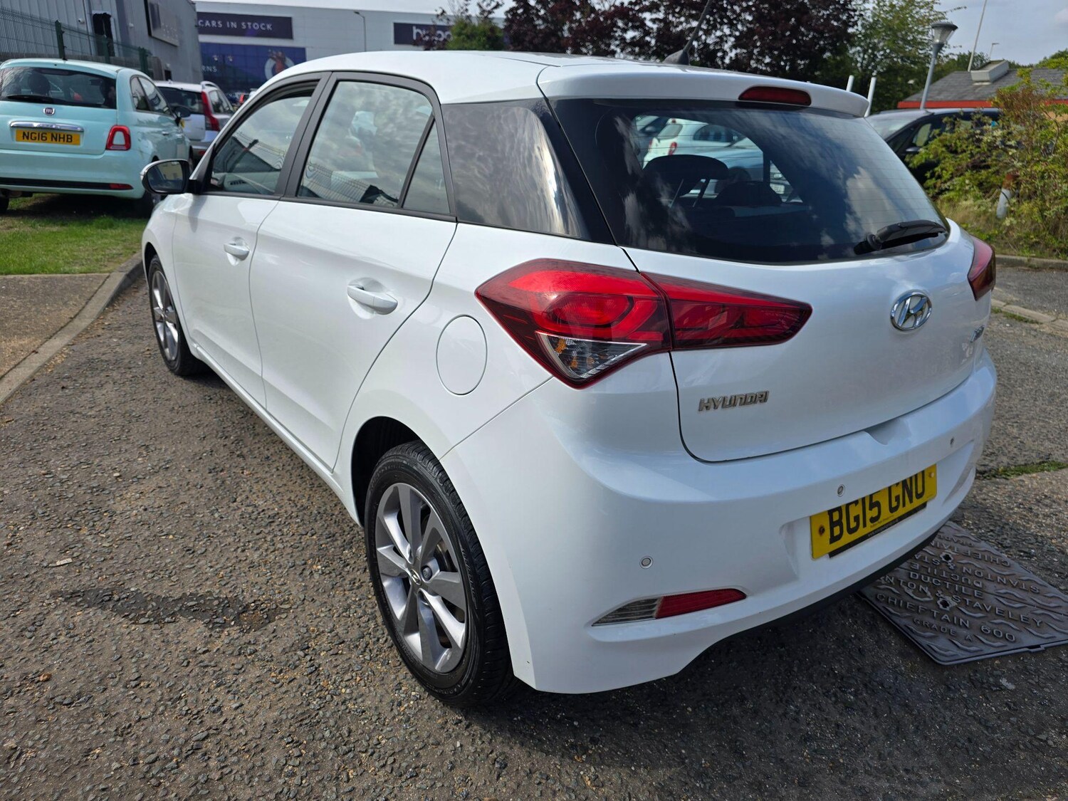 Used Hyundai i20 2015 for sale - 76703680: Photo 5