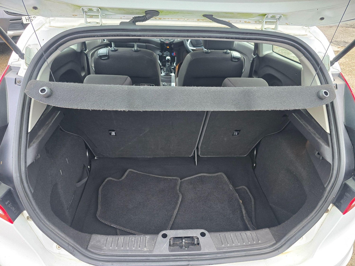 Used Ford Fiesta 2013 for sale - 77229251: Photo 13