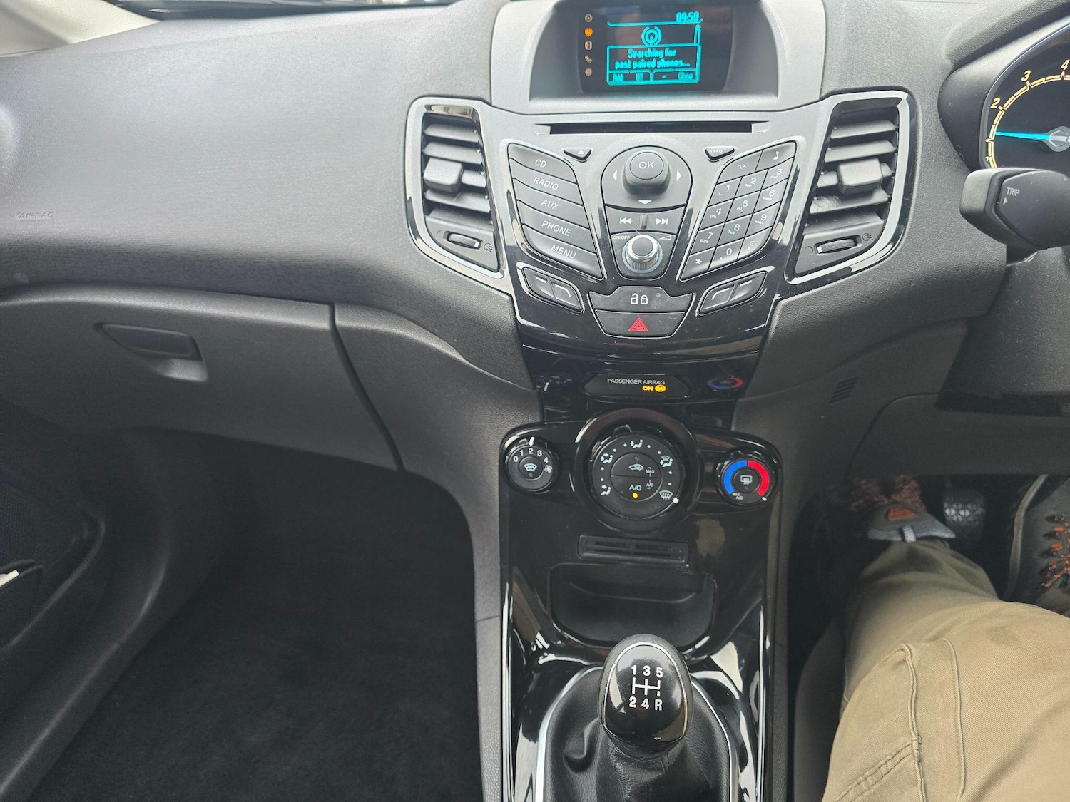 Used Ford Fiesta 2013 for sale - 77229251: Photo 17