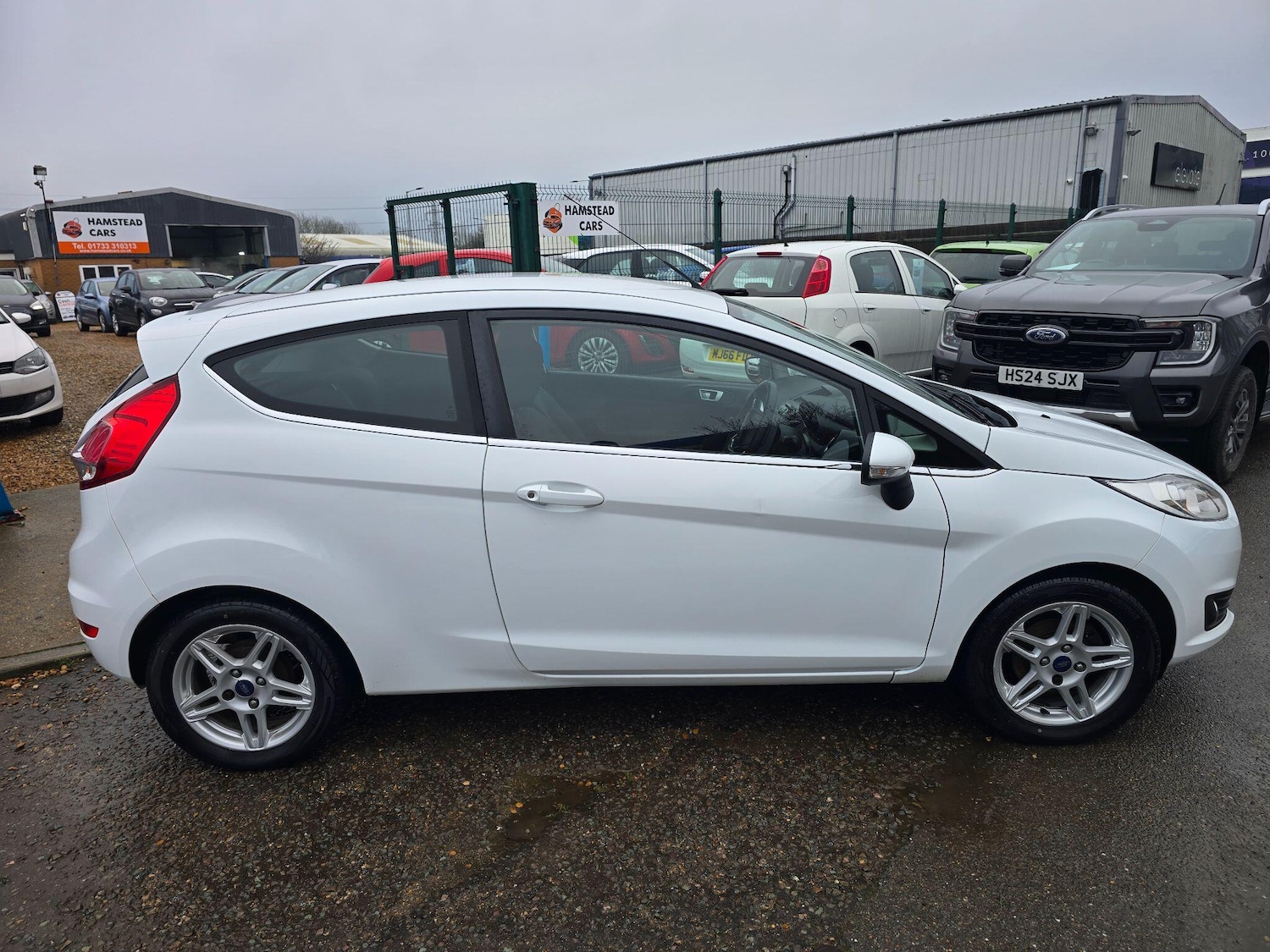 Used Ford Fiesta 2013 for sale - 77229251: Photo 2