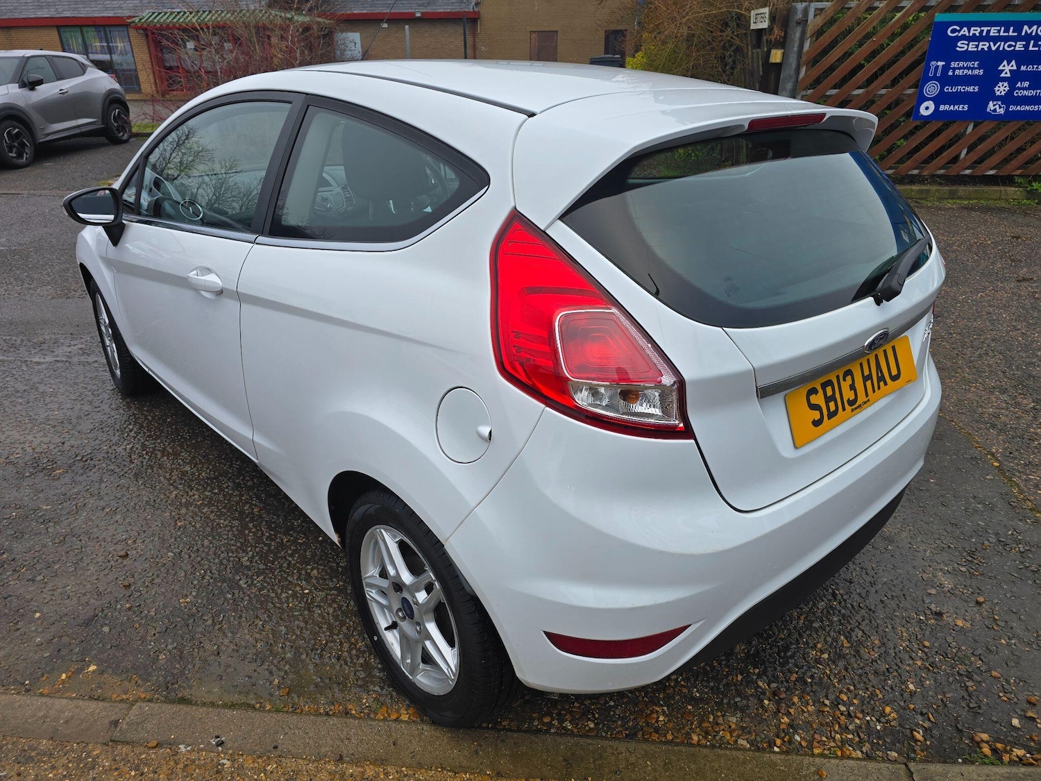 Used Ford Fiesta 2013 for sale - 77229251: Photo 5