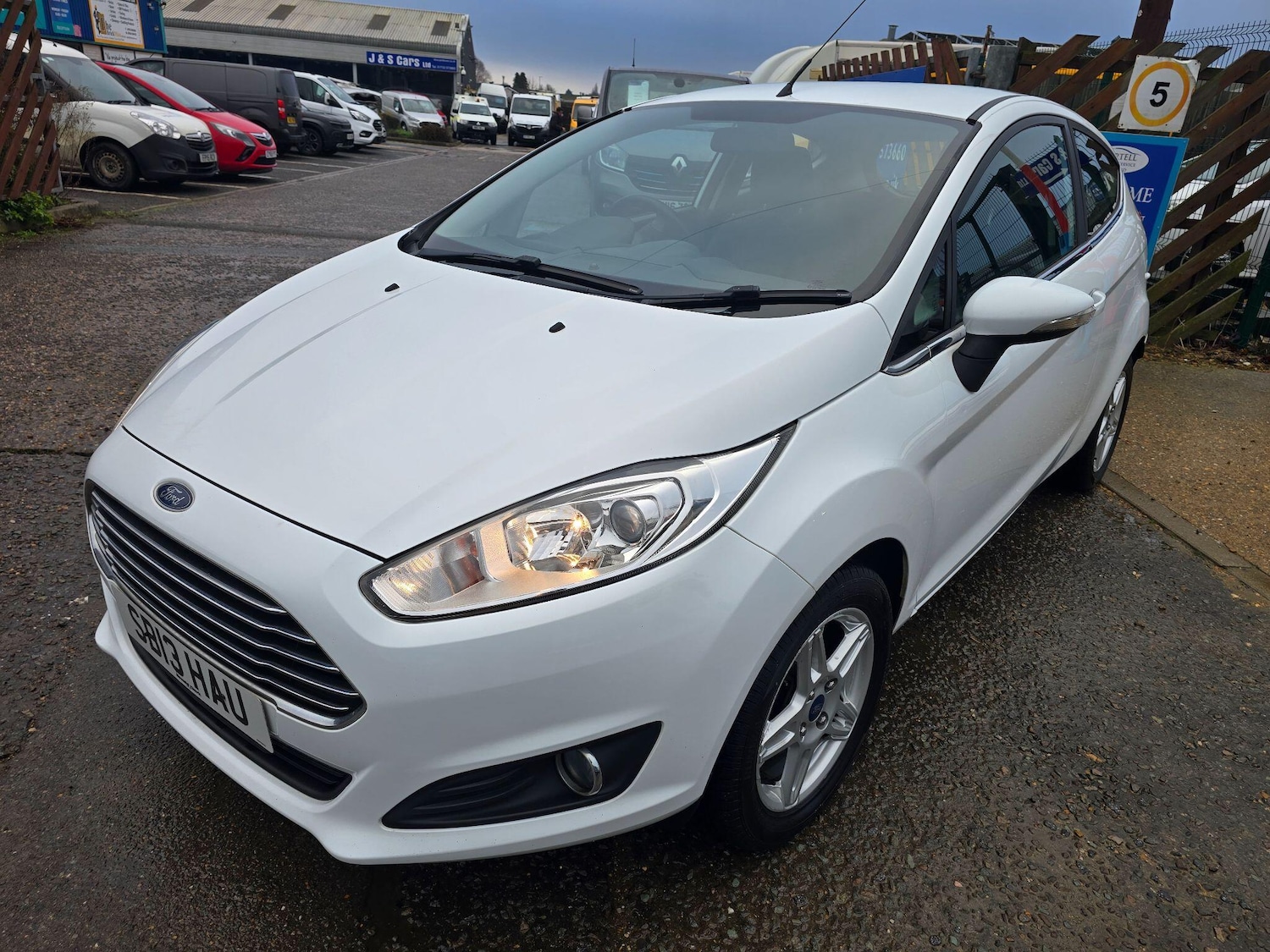 Used Ford Fiesta 2013 for sale - 77229251: Photo 7