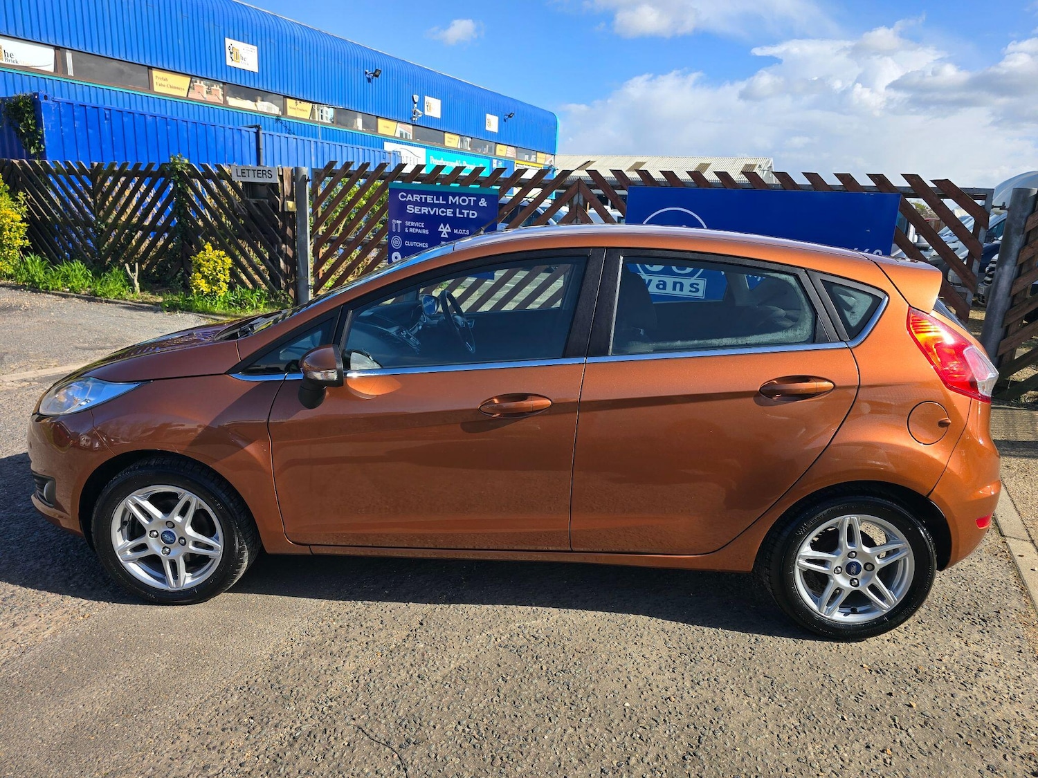 Used Ford Fiesta 2014 for sale - 78058246: Photo 6