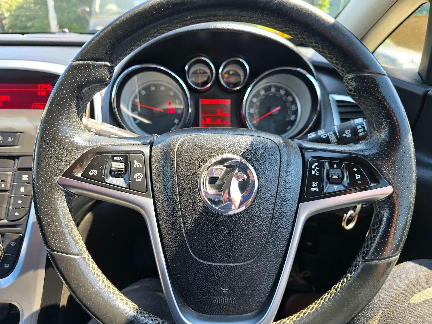 Used Vauxhall Astra GTC 2015 for sale - 77305483: Photo 17