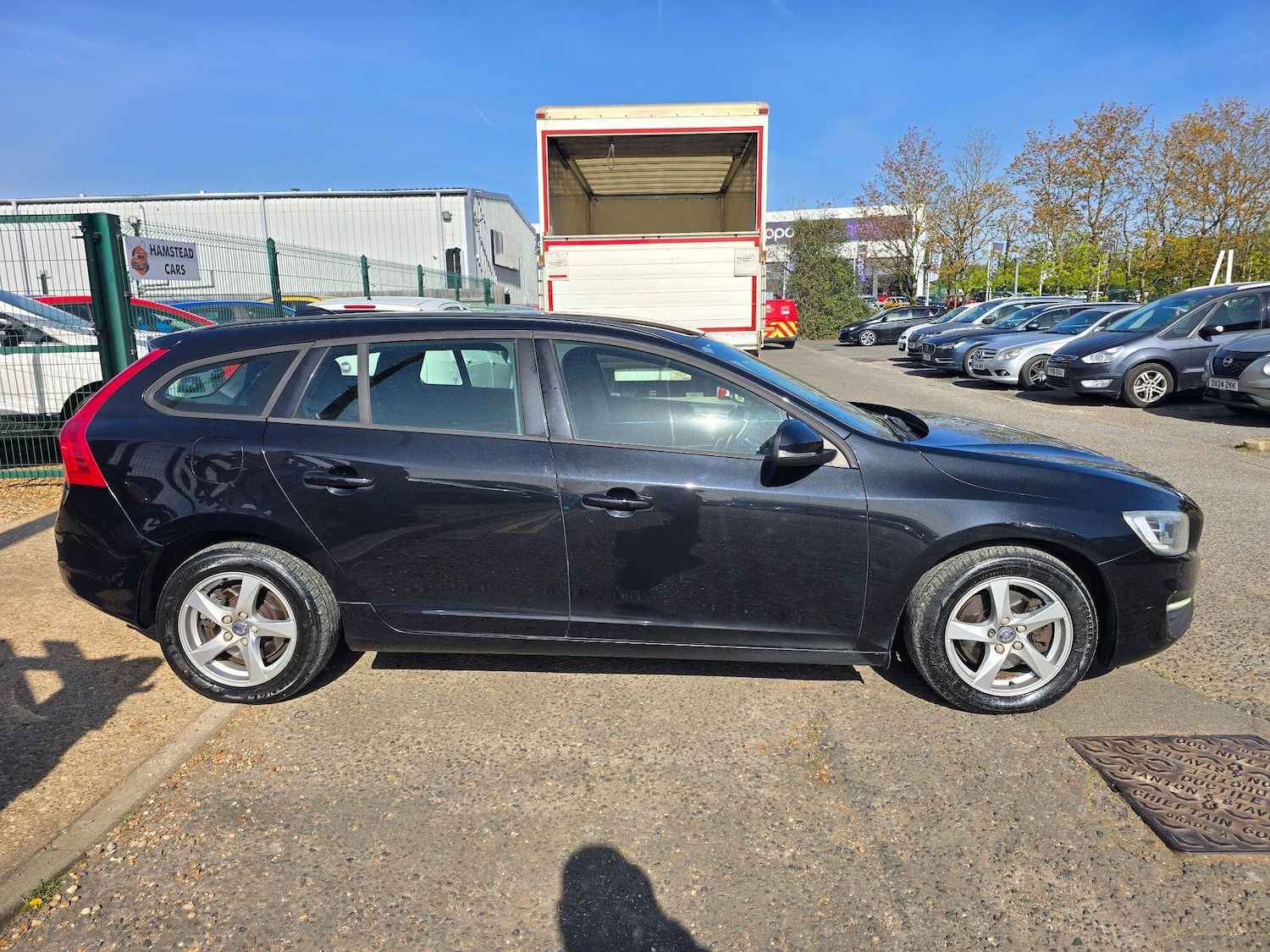 Used Volvo V60 2015 for sale - 78204722: Photo 2