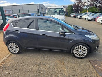 Used Ford Fiesta 2010 for sale - 79820816: Photo