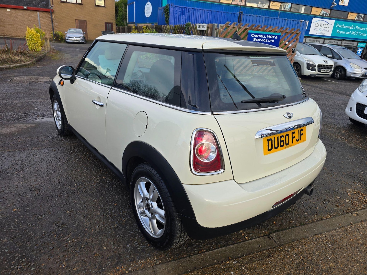 Used MINI Hatch 2010 for sale - 77626127: Photo 5