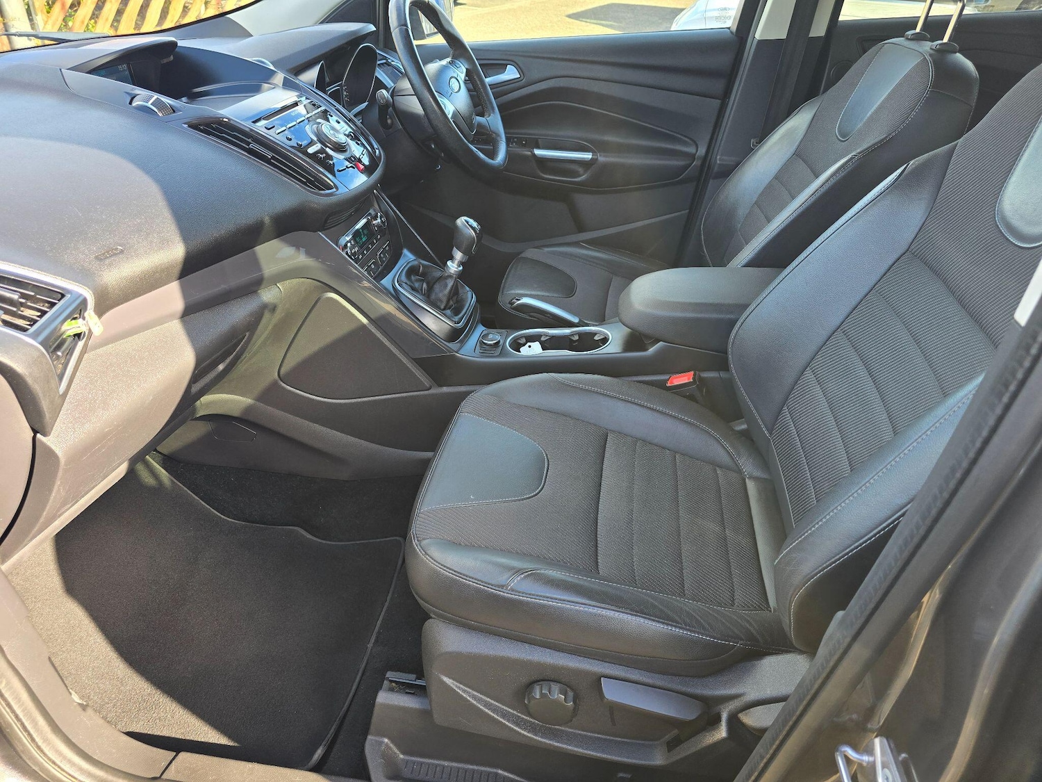 Used Ford Kuga 2015 for sale - 78086617: Photo 16